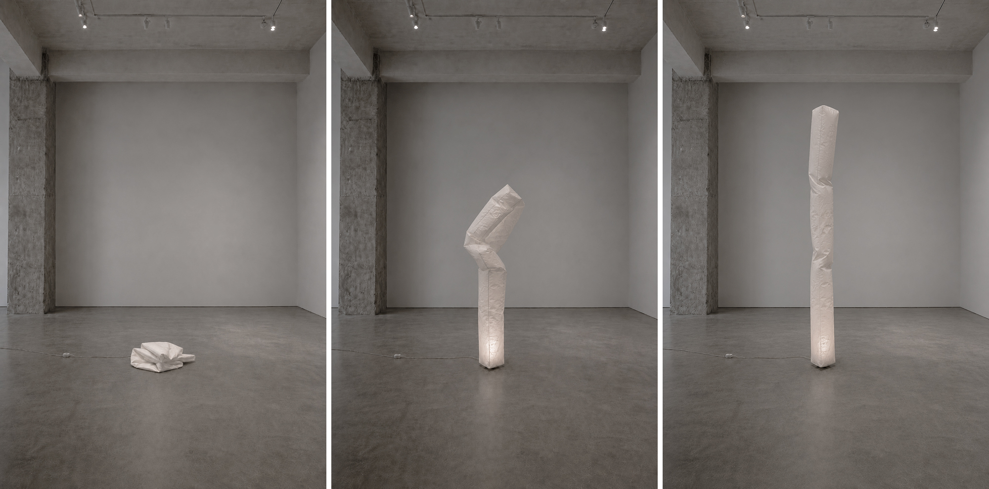 Inflatable column, collapsed